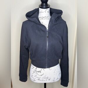 Lululemon Scuba Full-zipped Cropped Hoodie in a Black, like new.